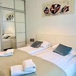 Al-Dom Apartamenty Mariela Z Garazem , 600 M Do Morza * Kołobrzeg