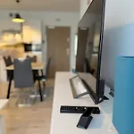 Apartament Al-dom Apartamenty Mariela-Kołobrzeg z garażem , 600 m do morza Kołobrzeg