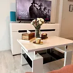 Apartamento Al-dom Mariela Z Garazem , 600 M Do Morza