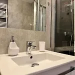 Apartamento Al-dom Mariela Z Garazem , 600 M Do Morza