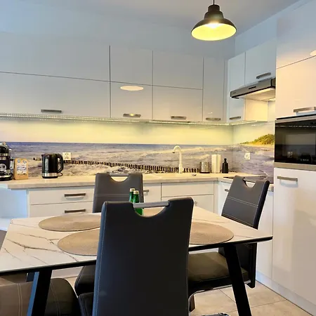 Al-dom Mariela-kolobrzeg Z Garazem , 600 M Do Morza Kołobrzeg