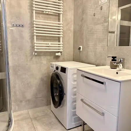 Al-dom Mariela-kolobrzeg Z Garazem , 600 M Do Morza Apartamento Kołobrzeg