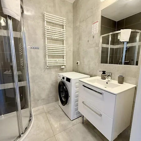 Al-dom Mariela-kolobrzeg Z Garazem , 600 M Do Morza Apartamento Kołobrzeg