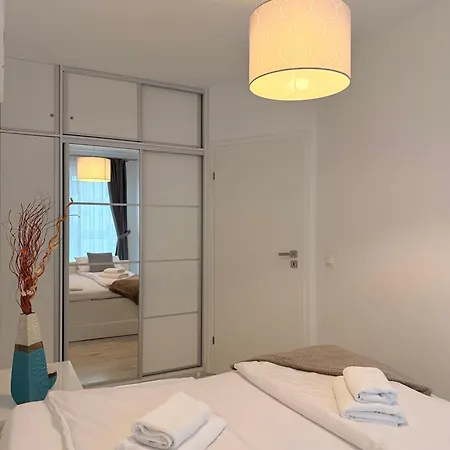 Al-dom Mariela-kolobrzeg Z Garazem , 600 M Do Morza * Kolberg