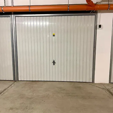 Al-dom Mariela Z Garazem , 600 M Do Morza Apartman *