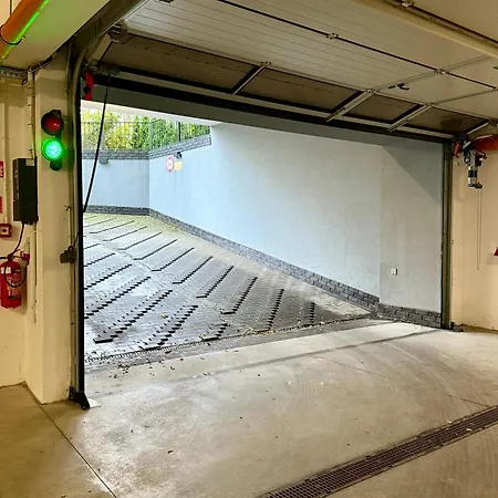 Al-dom Mariela-kolobrzeg Z Garazem , 600 M Do Morza Apartamento