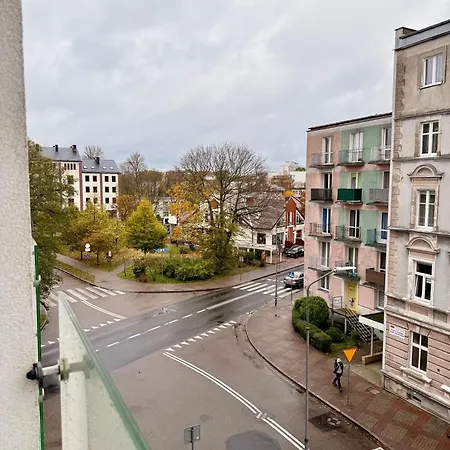 Apartament Al-dom Apartamenty Mariela-Kołobrzeg z garażem , 600 m do morza
