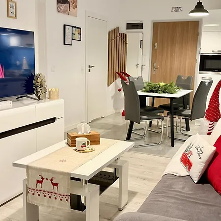 Al-dom Mariela-kolobrzeg Z Garazem , 600 M Do Morza Kołobrzeg