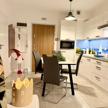 Al-dom Mariela-kolobrzeg Z Garazem , 600 M Do Morza * Kołobrzeg