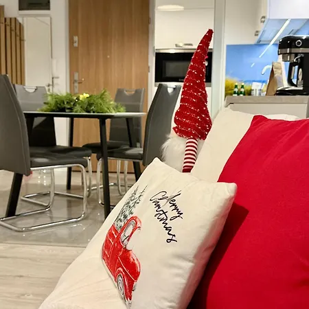 Al-dom Mariela-kolobrzeg Z Garazem , 600 M Do Morza